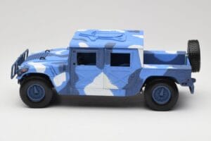 Hummer H1 Humvee Kék & Fehér Motormax 1:18 73157 Fém – 4. kép a 8-ből