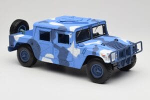 Hummer H1 Humvee Kék & Fehér Motormax 1:18 73157 Fém – 6. kép a 8-ből