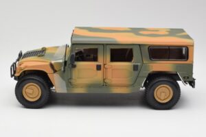 Hummer H1 Station Wagon Military Maisto 1:18 56049 Fém – 4. kép a 8-ből