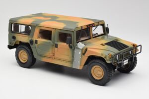 Hummer H1 Station Wagon Military Maisto 1:18 56049 Fém – 6. kép a 8-ből