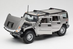 Hummer H2 Ezüst Maisto 1:18 7449569 Fém – 2. kép a 8-ből