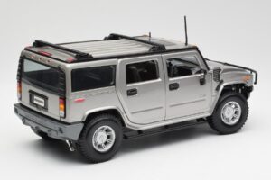 Hummer H2 Ezüst Maisto 1:18 7449569 Fém – 3. kép a 8-ből