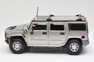 Hummer H2 Ezüst Maisto 1:18 7449569 Fém – 4. kép a 8-ből