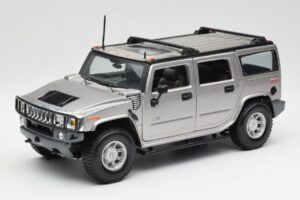 Hummer H2 Ezüst Maisto 1:18 7449569 Fém