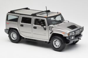 Hummer H2 Ezüst Maisto 1:18 7449569 Fém – 6. kép a 8-ből