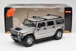 Hummer H2 Ezüst Maisto 1:18 7449569 Fém – 8. kép a 8-ből