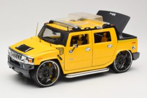 Hummer H2 SUT Concept Sárga Maisto 1:18 31067 Fém