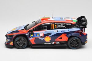 Hyundai i20 N Rally1 WRC #11 T. Neuville / M. Wydaeghe Central European Rally Winner 2023 IXO 1:18 18RMC193 Fém – 3. kép a 6-ből