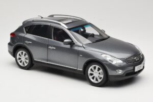 Infiniti EX25 J50 Grey Metallic Paudi 1:18 81L0049 Fém – 6. kép a 8-ből