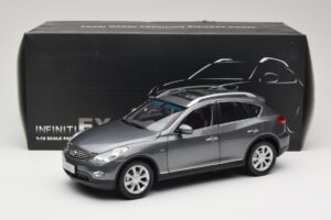 Infiniti EX25 J50 Grey Metallic Paudi 1:18 81L0049 Fém – 8. kép a 8-ből