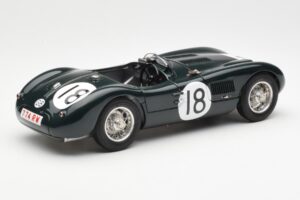 Jaguar C-Type #18 T. Rolt / D. Hamilton 24 Hours of Le Mans Winner 1953 CMC 1:18 M-195 Fém – 2. kép a 6-ből