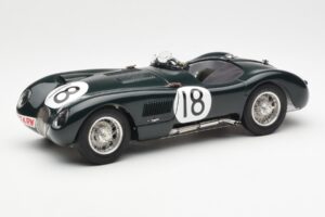Jaguar C-Type #18 T. Rolt / D. Hamilton 24 Hours of Le Mans Winner 1953 CMC 1:18 M-195 Fém