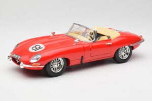 Jaguar E-Type Kabrió Piros Bburago 1:18 3016 Fém