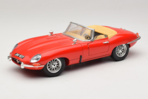 Jaguar E-Type Series 1 Kabrió Piros Bburago 1:18 3038 Fém