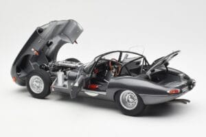 Jaguar E-Type Series 1 Coupe Lightweight Sötétszürke AUTOart 1:18 73647 Fém – 5. kép a 8-ből