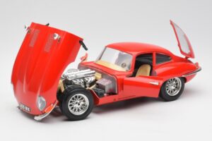 Jaguar E-Type Piros Bburago 1:18 3018 Fém – 2. kép a 8-ből