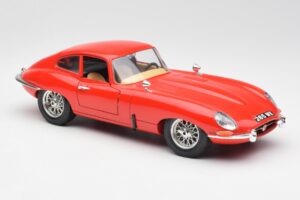 Jaguar E-Type Piros Bburago 1:18 3018 Fém – 6. kép a 8-ből