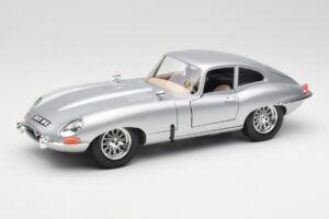 Jaguar E-Type Series 1 Ezüst Bburago 1:18 3018-M2 Fém