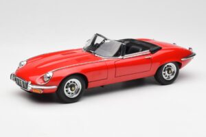 Jaguar E-Type Roadster Series III V12 Piros AUTOart 1:18 73523 Fém