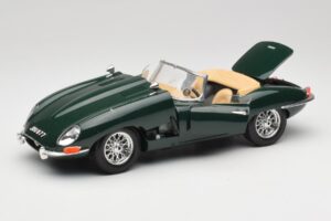 Jaguar E-Type Series 1 Roadster Zöld Bburago 1:18 3018-M5 Fém – 2. kép a 8-ből