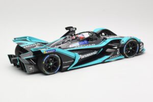 Jaguar I-Type 3 Panasonic Jaguar Racing #20 M. Evans Formula E Season 5 2019 Minichamps 1:18 114180020 Fém – 2. kép a 6-ből
