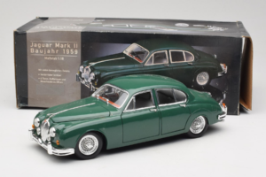 Jaguar Mark II Zöld Tchibo 1:18 49420 Fém – 8. kép a 8-ből