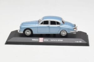 Jaguar Mk II Blue Metallic Minichamps 1:43 433130604 Fém
