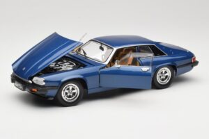 Jaguar XJ-S Kék Road Signature 1:18 92658 Fém – 2. kép a 8-ből