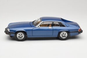 Jaguar XJ-S Kék Road Signature 1:18 92658 Fém – 4. kép a 8-ből