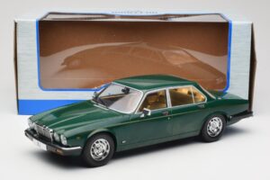 Jaguar XJ Series III Sötétzöld MCG 1:18 MCG18175 Fém – 6. kép a 6-ből