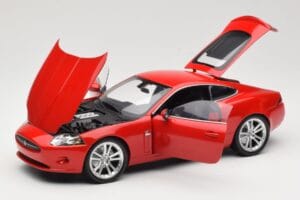 Jaguar XK X150 Piros Minichamps 1:18 150130503 Fém – 2. kép a 8-ből