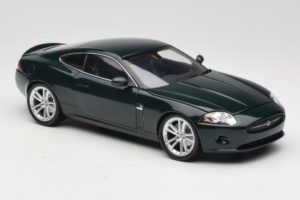 Jaguar XK X150 Zöld Minichamps 1:18 153130503 Fém – 6. kép a 8-ből