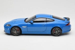 Jaguar XKR-S X150 French Racing Kék AUTOart 1:18 73641 Fém – 4. kép a 8-ből
