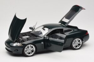 Jaguar XK X150 Coupe Zöld Minichamps 1:18 150130501 Fém – 2. kép a 8-ből