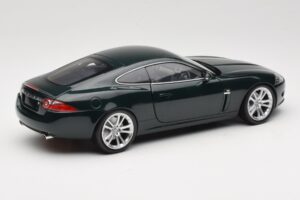 Jaguar XK X150 Coupe Zöld Minichamps 1:18 150130501 Fém – 3. kép a 8-ből