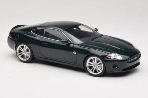 Jaguar XK X150 Coupe Zöld Minichamps 1:18 150130501 Fém – 6. kép a 8-ből