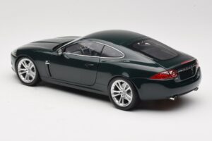 Jaguar XK X150 Coupe Zöld Minichamps 1:18 150130501 Fém – 7. kép a 8-ből