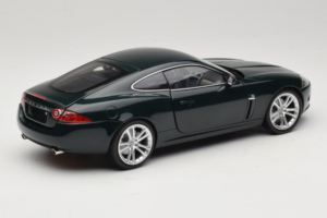 Jaguar XK X150 Zöld Minichamps 1:18 150130500 Fém – 3. kép a 8-ből