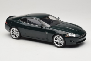 Jaguar XK X150 Zöld Minichamps 1:18 150130500 Fém – 6. kép a 8-ből