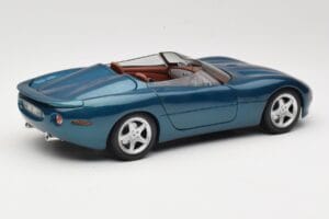 Jaguar XK180 Zöld Maisto 1:18 50337 Fém – 3. kép a 8-ből