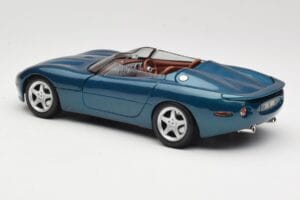 Jaguar XK180 Zöld Maisto 1:18 50337 Fém – 7. kép a 8-ből