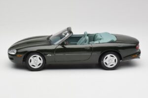 Jaguar XK8 X100 Kabrió British Racing Zöld Maisto 1:18 50285 Fém – 4. kép a 8-ből