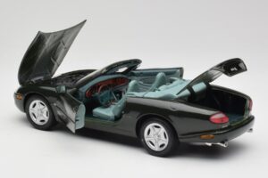 Jaguar XK8 X100 Kabrió British Racing Zöld Maisto 1:18 50285 Fém – 5. kép a 8-ből