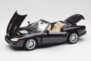 Jaguar XKR X100 Kabrió Szürke Maisto 1:18 50331 Fém – 2. kép a 8-ből