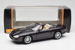 Jaguar XKR X100 Kabrió Szürke Maisto 1:18 50331 Fém – 8. kép a 8-ből