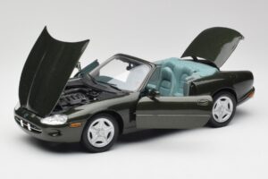 Jaguar XKR X100 Kabrió Zöld Maisto 1:18 37800-M1 Fém – 2. kép a 8-ből