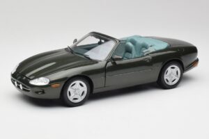 Jaguar XKR X100 Kabrió Zöld Maisto 1:18 37800-M1 Fém
