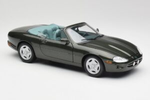 Jaguar XKR X100 Kabrió Zöld Maisto 1:18 37800-M1 Fém – 6. kép a 8-ből