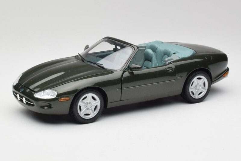 Jaguar XKR X100 Kabrió Zöld Maisto 1:18 37800-M1 Fém