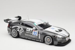 Jaguar XKR GT3 Quaife #33 P. Hall FIA GT3 Championship 2008 Minichamps 1:18 150081333 Fém – 4. kép a 6-ből